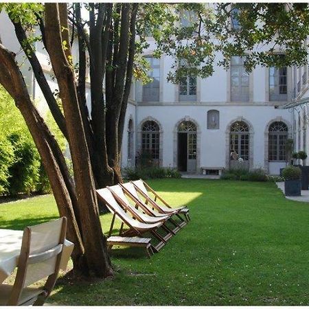 Les Jardins De Marze Villa Карпентра Екстериор снимка