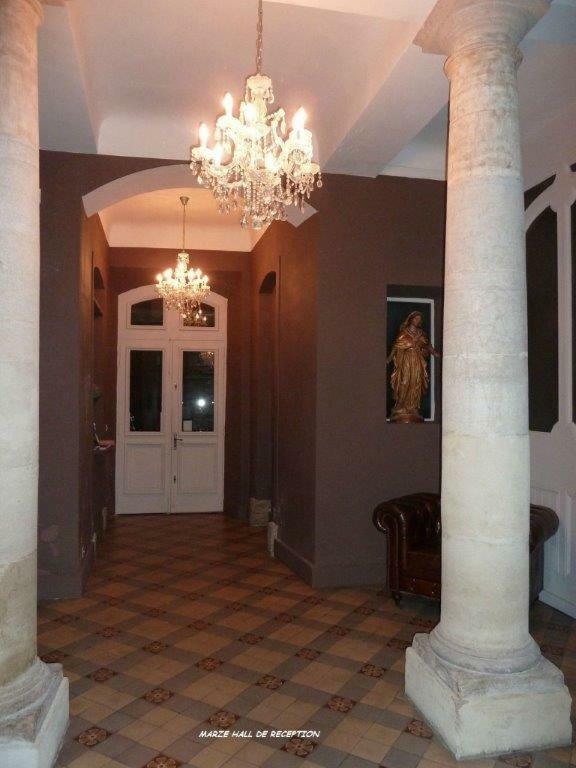 Les Jardins De Marze Villa Карпентра Екстериор снимка