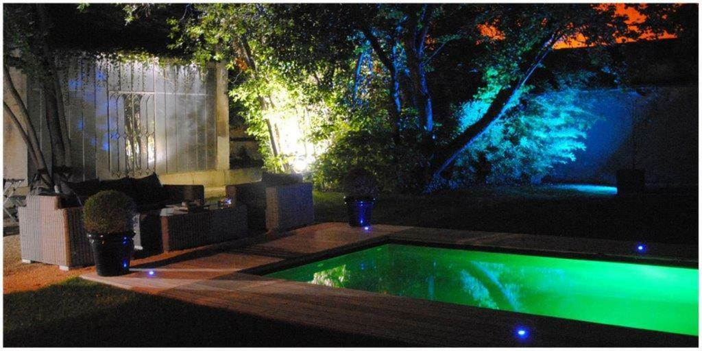 Les Jardins De Marze Villa Карпентра Екстериор снимка